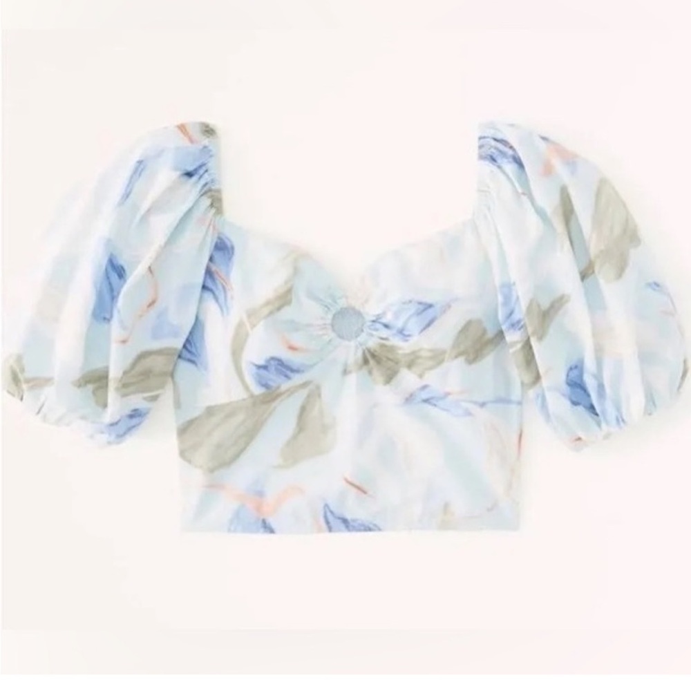 Abercrombie & Fitch Light Blue Floral Puff-Sleeve Crop Top . Size XS